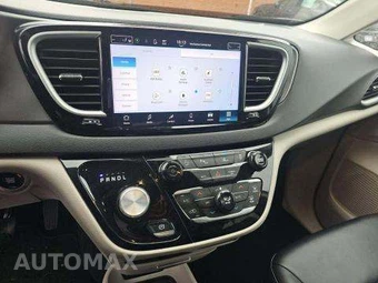 2024 Chrysler Pacifica Touring L 121.6" WB - miniatura 10