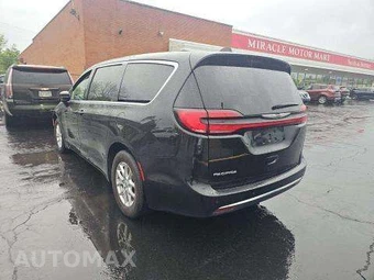 2024 Chrysler Pacifica Touring L 121.6" WB - miniatura 2