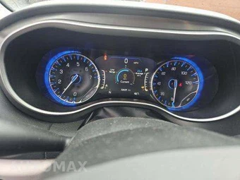 2024 Chrysler Pacifica Touring L 121.6" WB - miniatura 9