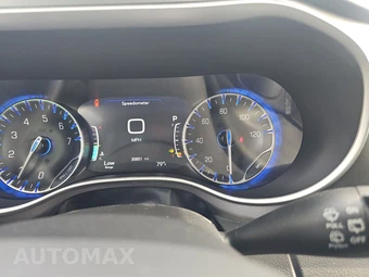 2024 Chrysler Pacifica Touring L 121.6" WB - miniatura 18