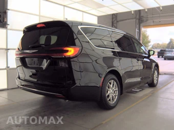 2024 Chrysler Pacifica Touring L 121.6" WB - miniatura 5
