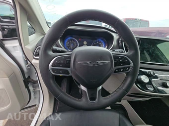 2024 Chrysler Pacifica Touring L 121.6" WB - miniatura 10