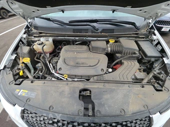 2024 Chrysler Pacifica Touring L 121.6" WB - miniatura 16