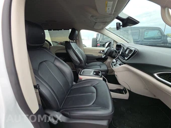 2024 Chrysler Pacifica Touring L 121.6" WB - miniatura 8