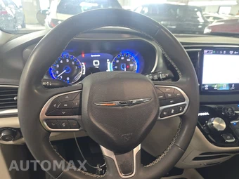 2024 Chrysler Pacifica Touring L 121.6" WB - miniatura 16