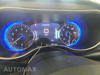 2024 Chrysler Pacifica Touring L 121.6" WB - miniatura 18