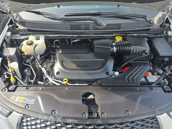 2024 Chrysler Pacifica Touring L 121.6" WB - miniatura 16