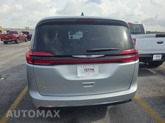 2024 Chrysler Pacifica Touring L 121.6" WB - miniatura 5