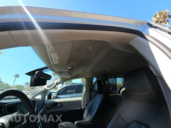 2024 Chrysler Pacifica Touring L 121.6" WB - miniatura 20