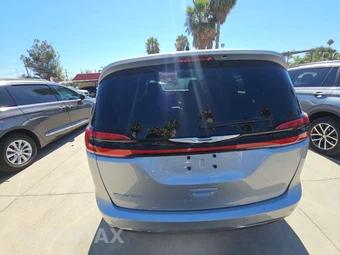 2024 Chrysler Pacifica Touring L 121.6" WB - miniatura 5
