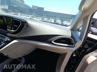 2024 Chrysler Pacifica Touring L 121.6" WB - miniatura 17