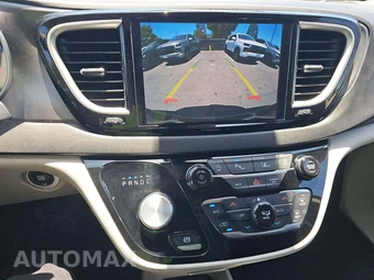 2024 Chrysler Pacifica Touring L 121.6" WB - miniatura 7