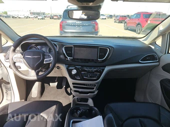 2024 Chrysler Pacifica Touring L 121.6" WB - miniatura 11