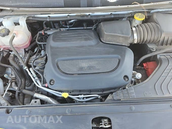 2024 Chrysler Pacifica Touring L 121.6" WB - miniatura 16