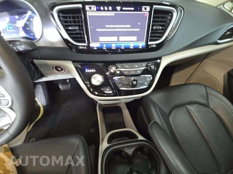 2024 Chrysler Pacifica Touring L 121.6" WB - miniatura 10