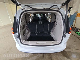 2024 Chrysler Pacifica Touring L 121.6" WB - miniatura 15