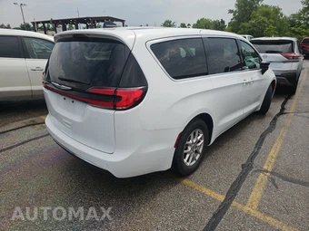 2024 Chrysler Pacifica Touring L 121.6" WB - miniatura 4