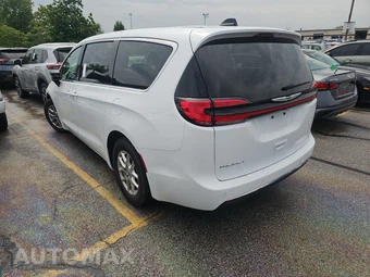2024 Chrysler Pacifica Touring L 121.6" WB - miniatura 6