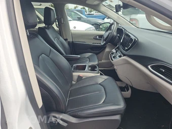 2024 Chrysler Pacifica Touring L 121.6" WB - miniatura 8
