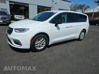 2024 Chrysler Pacifica Touring L 121.6" WB