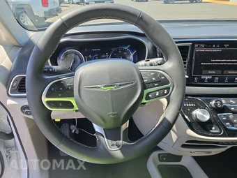 2024 Chrysler Pacifica Touring L 121.6" WB - miniatura 10