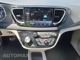 2024 Chrysler Pacifica Touring L 121.6" WB - miniatura 11