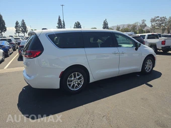 2024 Chrysler Pacifica Touring L 121.6" WB - miniatura 4