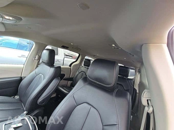 2024 Chrysler Pacifica Touring L 121.6" WB - miniatura 11