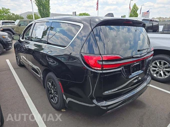 2024 Chrysler Pacifica Touring L 121.6" WB - miniatura 2