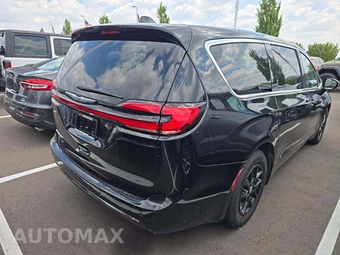 2024 Chrysler Pacifica Touring L 121.6" WB - miniatura 3