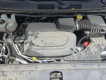 2024 Chrysler Pacifica Touring L 121.6" WB - miniatura 16