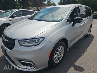 2024 Chrysler Pacifica Touring L 121.6" WB