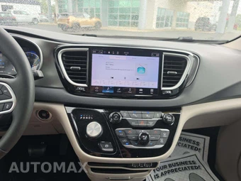 2024 Chrysler Pacifica Touring L 121.6" WB - miniatura 10