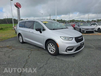 2024 Chrysler Pacifica Touring L 121.6" WB - miniatura 4