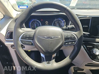 2024 Chrysler Pacifica Touring L 121.6" WB - miniatura 10
