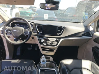 2024 Chrysler Pacifica Touring L 121.6" WB - miniatura 11