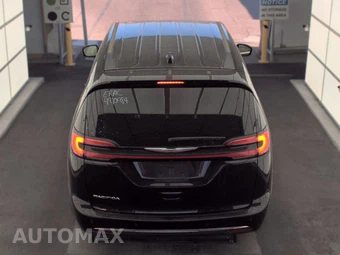2024 Chrysler Pacifica Touring L 121.6" WB - miniatura 5