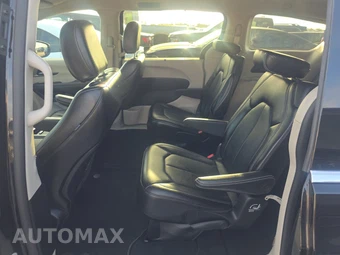 2024 Chrysler Pacifica Touring L 121.6" WB - miniatura 13