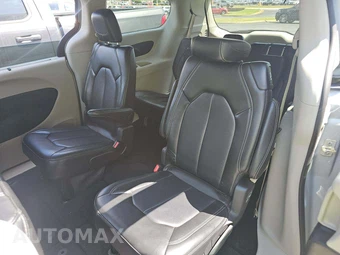 2024 Chrysler Pacifica Touring L 121.6" WB - miniatura 13