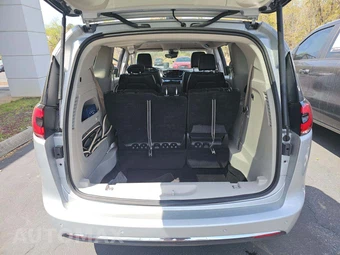 2024 Chrysler Pacifica Touring L 121.6" WB - miniatura 15
