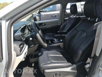 2024 Chrysler Pacifica Touring L 121.6" WB - miniatura 6