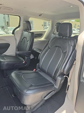 2024 Chrysler Pacifica Touring L 121.6" WB - miniatura 16