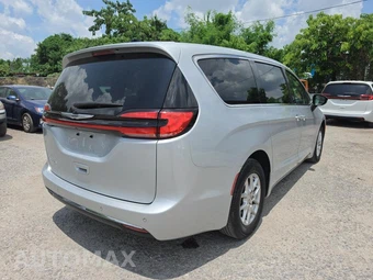 2024 Chrysler Pacifica Touring L 121.6" WB - miniatura 4
