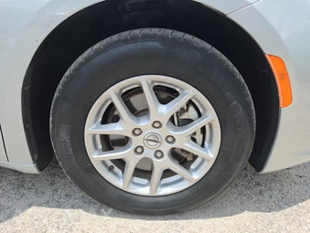 2024 Chrysler Pacifica Touring L 121.6" WB - miniatura 9