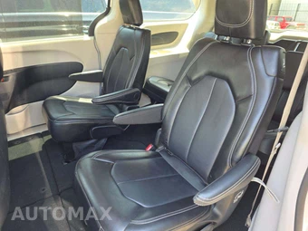 2024 Chrysler Pacifica Touring L 121.6" WB - miniatura 13