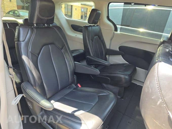 2024 Chrysler Pacifica Touring L 121.6" WB - miniatura 17
