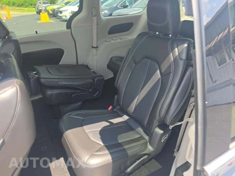 2024 Chrysler Pacifica Touring L 121.6" WB - miniatura 10