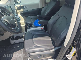 2024 Chrysler Pacifica Touring L 121.6" WB - miniatura 3