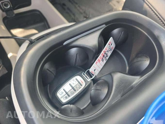 2024 Chrysler Pacifica Touring L 121.6" WB - miniatura 5