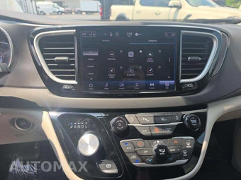 2024 Chrysler Pacifica Touring L 121.6" WB - miniatura 7